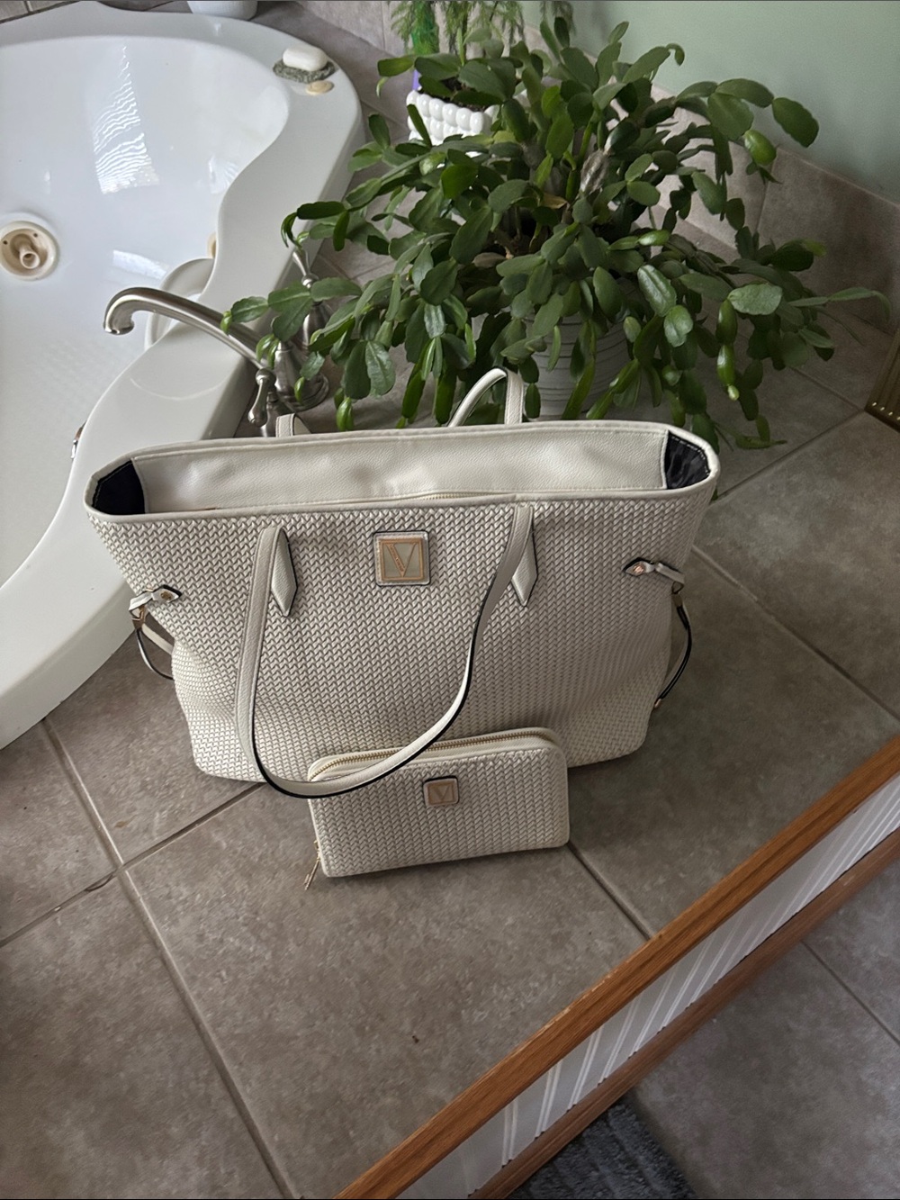 Woven Ivory Tote Bag with Matching Wallet